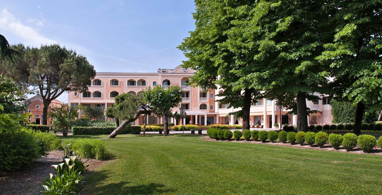 Hotel Terme Neroniane Монтегрото Терме Екстериор снимка